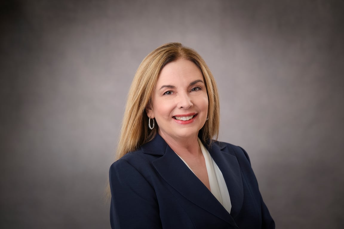Lyn Bennett campaign portrait